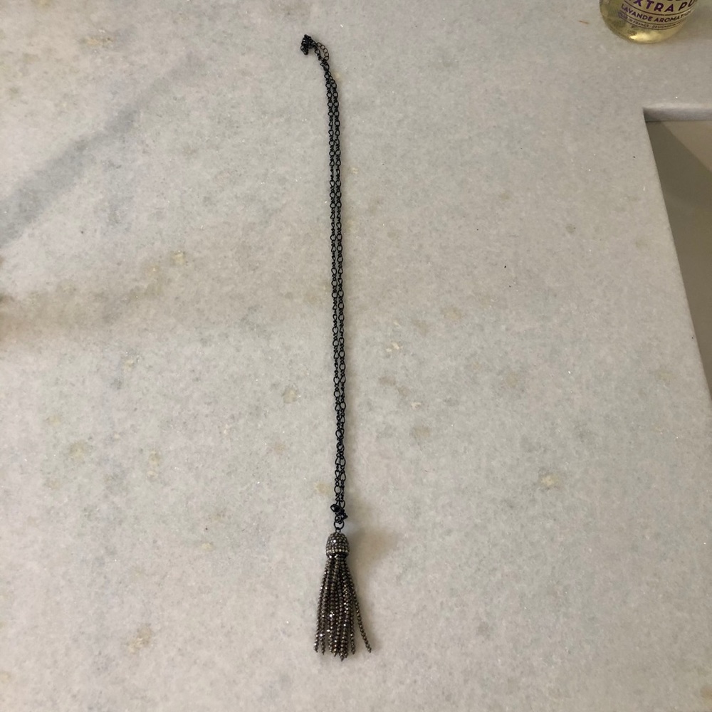 Chain necklace with sparkly tassels